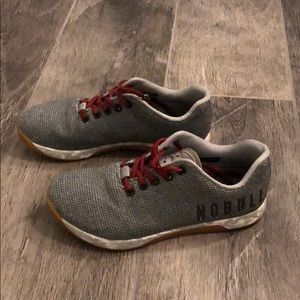 Women’s NOBULL grey heather trainer